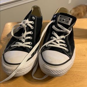Men’s Converse Chuck Taylor Shoes